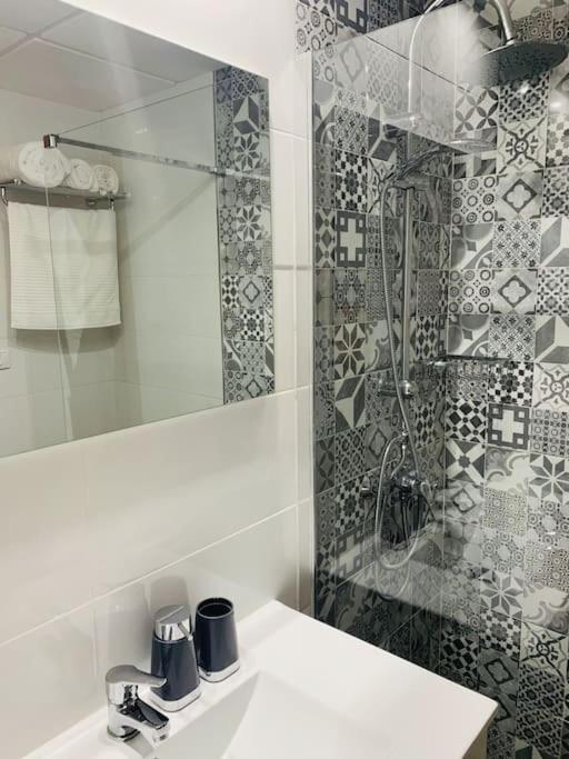 Alterhome Luminoso Estudio Con Piscina Y Maravillosas Vistas トレモリノス エクステリア 写真